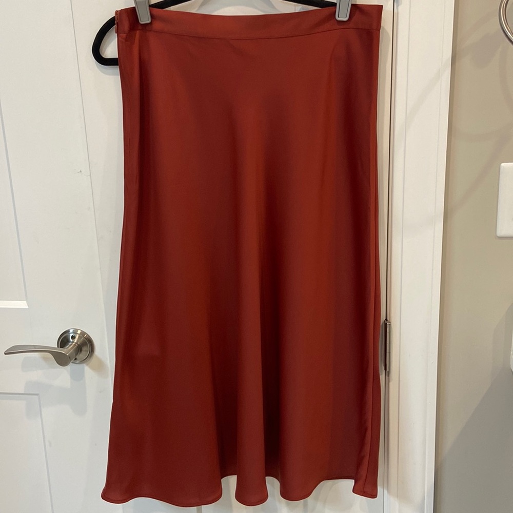 H&M NWT Rust Orange Satin Skirt Size 12